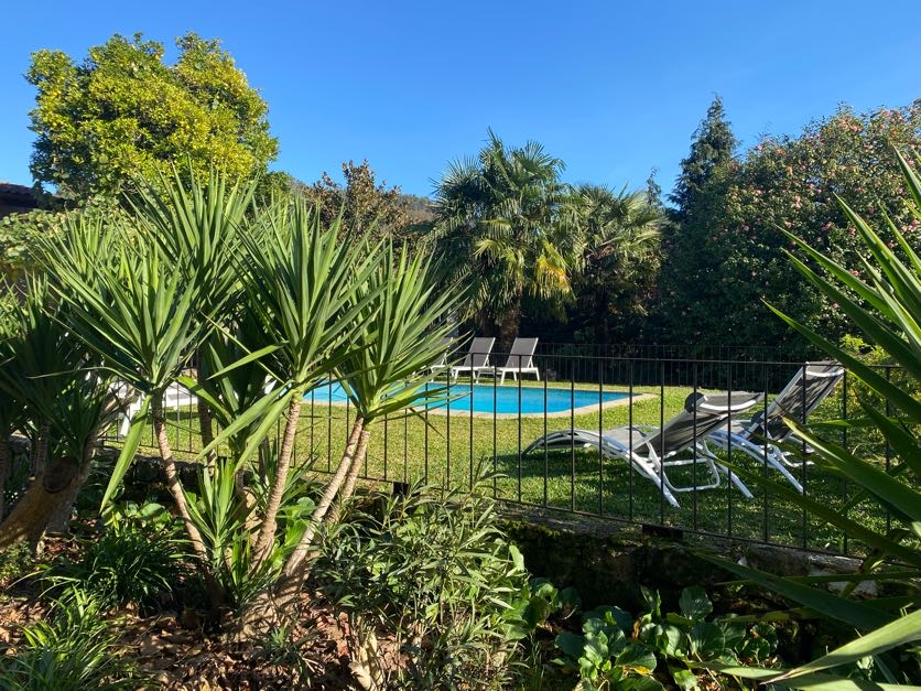 Piscina vedada